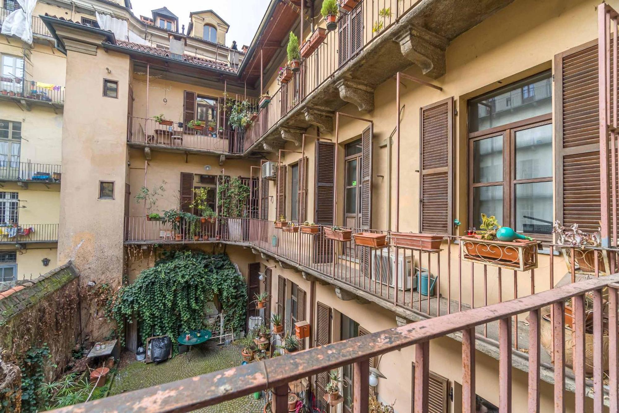 Quadrilatero Romano! Exclusive & Roomy Apartment Турин Экстерьер фото